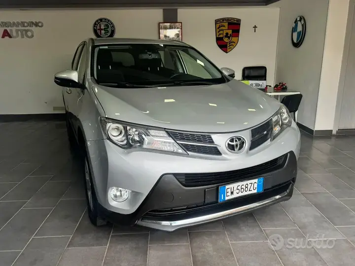 Toyota Rav4 2014 photo 3
