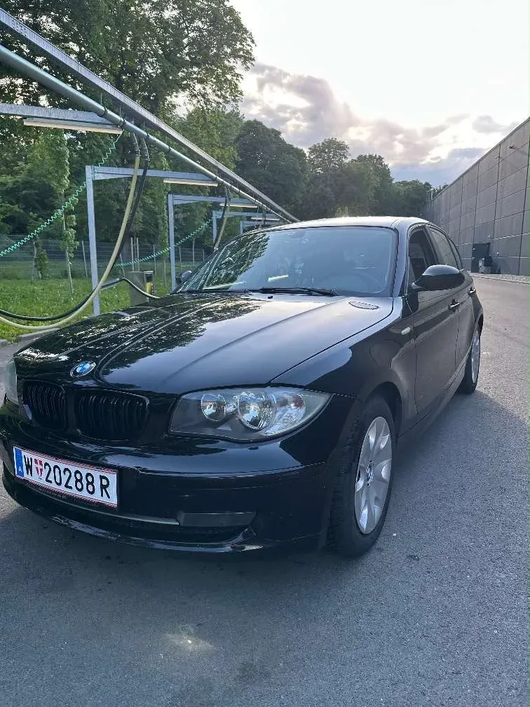 BMW 1 Series 2007 photo 2