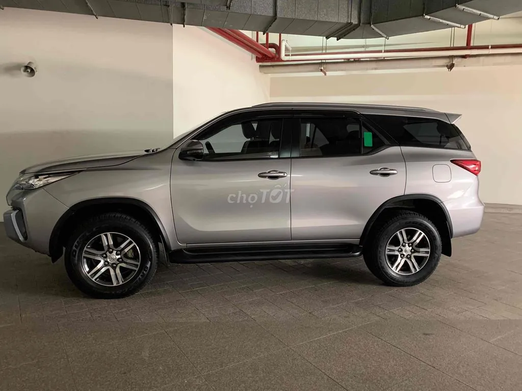 Toyota Fortuner 2018 photo 3