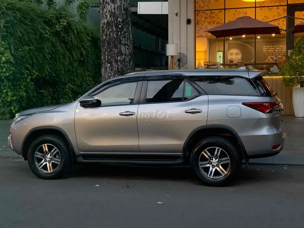 Toyota Fortuner 2018 photo 5