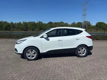 Hyundai Ix35 2011 photo 3