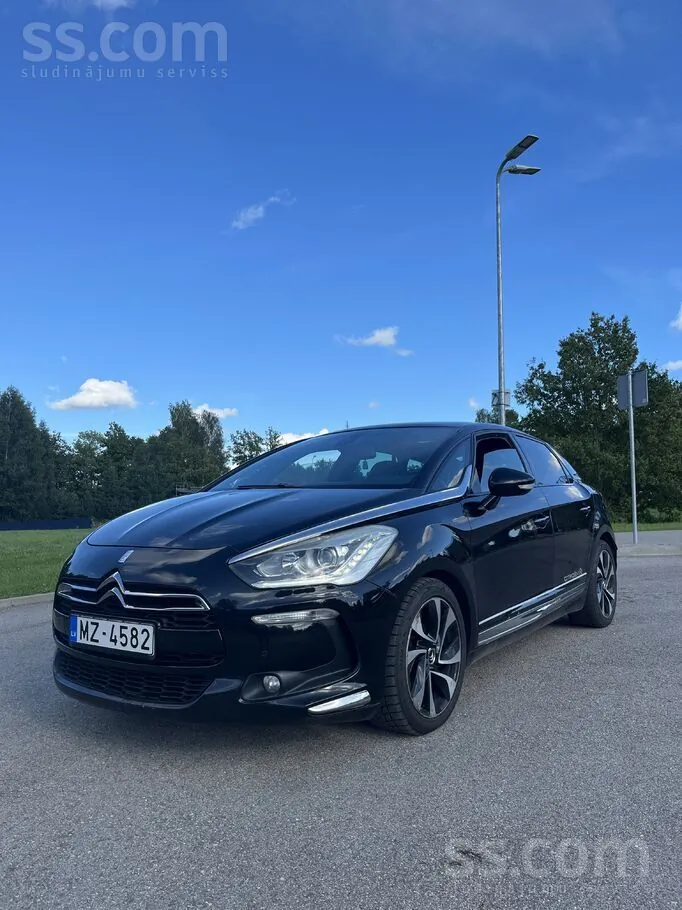 Citroen Ds 2013 photo 2