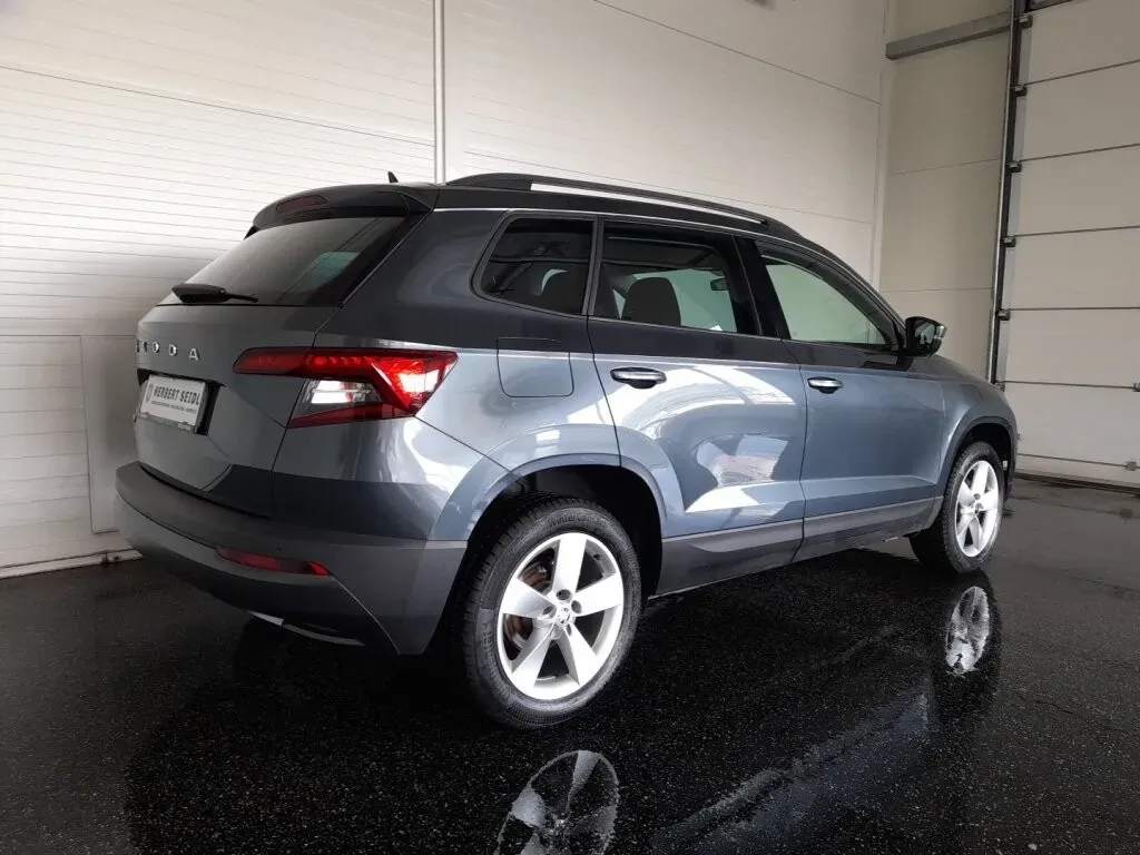 Skoda Karoq 2021 photo 2
