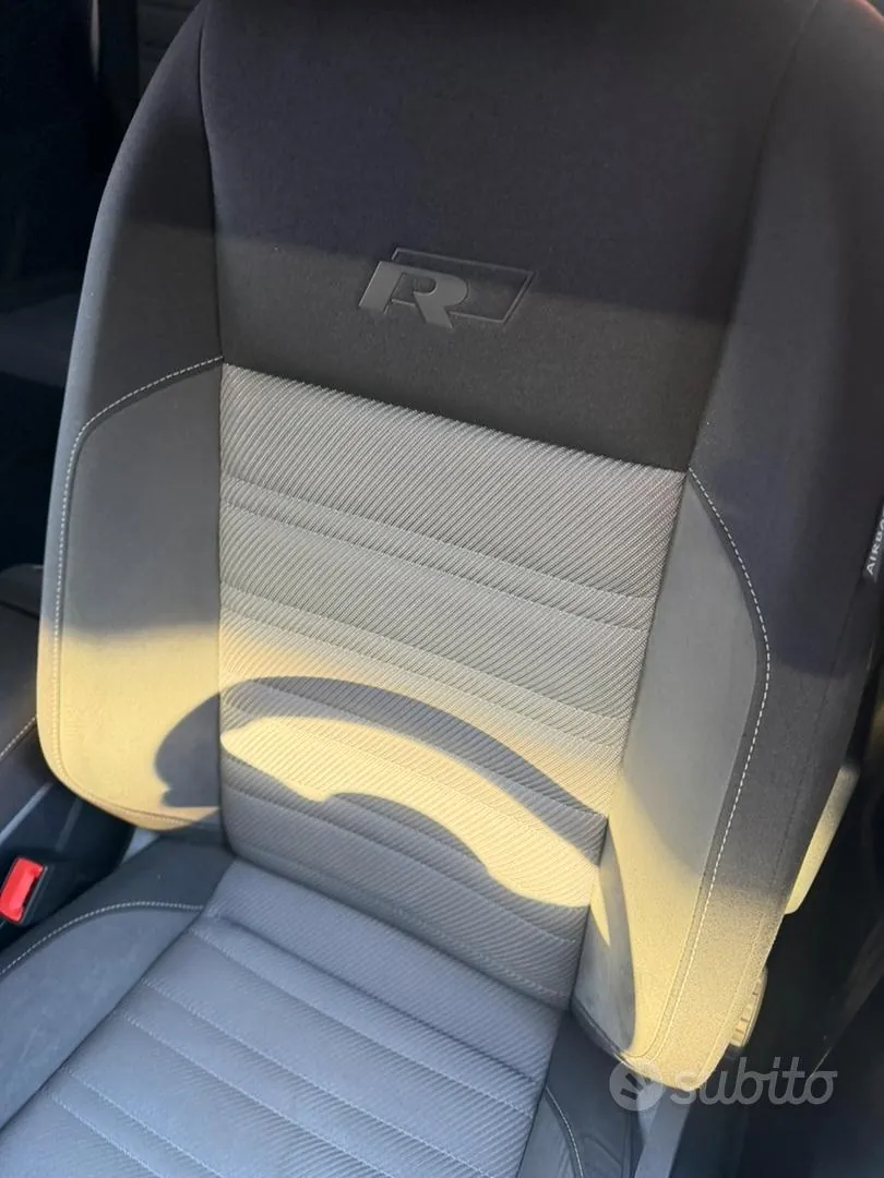 Volkswagen Touran 2017 photo 5