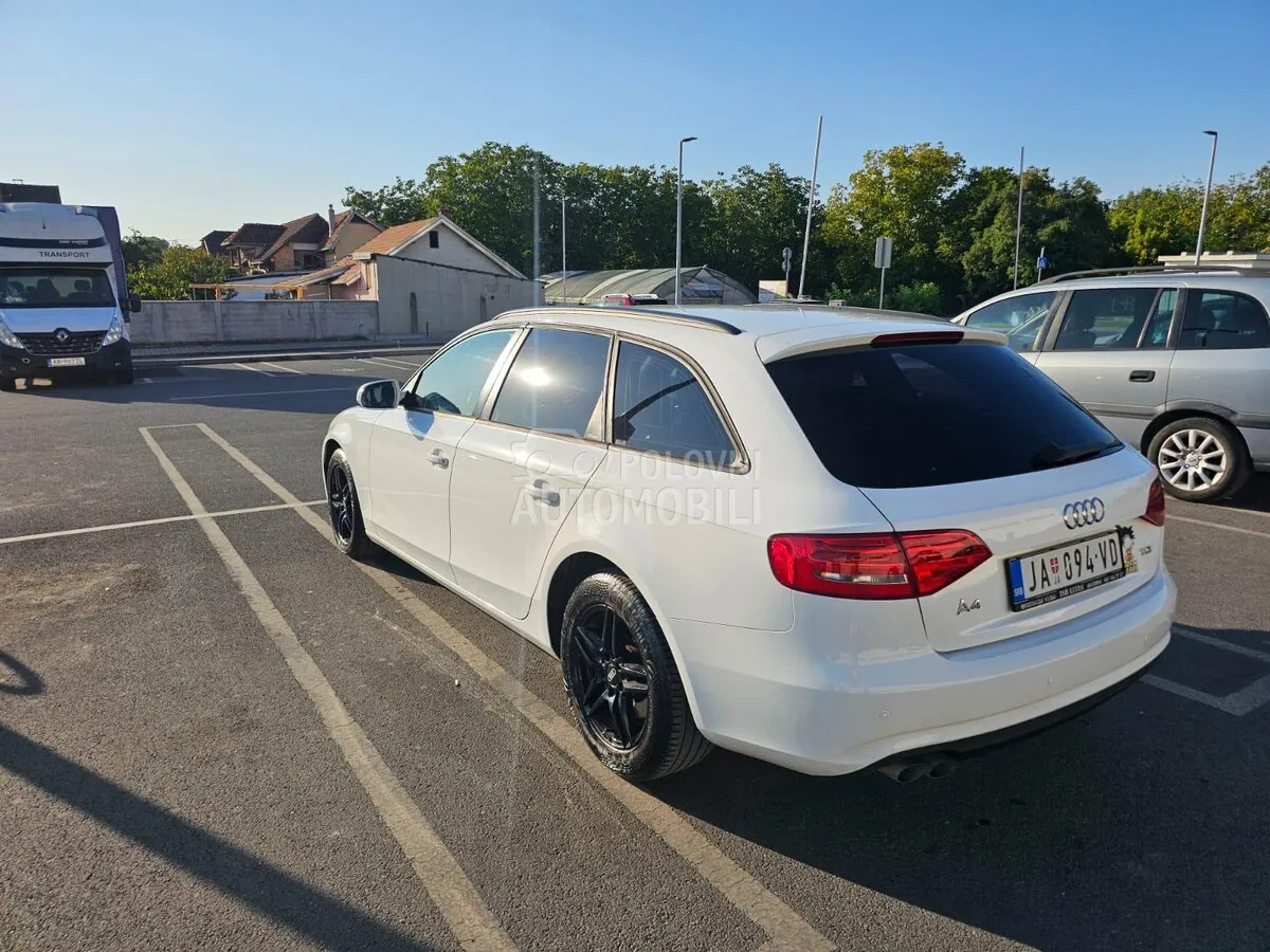 Audi A4 2012 photo 5