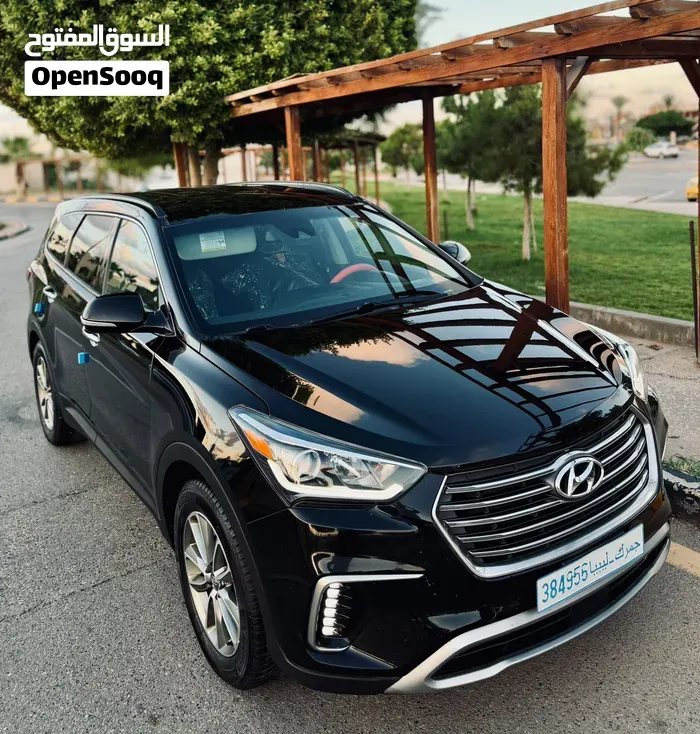 Hyundai Santa Fe 2018 photo 3