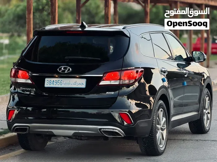 Hyundai Santa Fe 2018 photo 2
