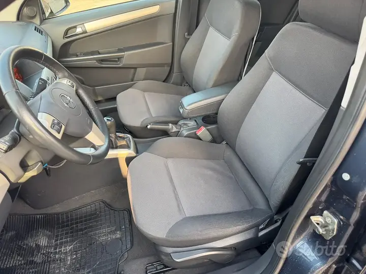 Opel Astra 2008 photo 5