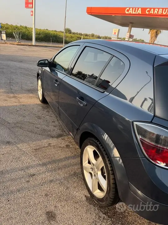 Opel Astra 2008 photo 4