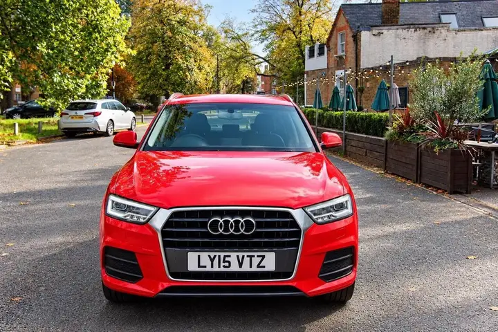 Audi Q3 2015 photo 4