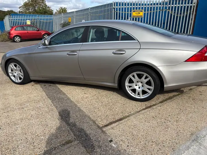 Mercedes-Benz Cls 2008 photo 2