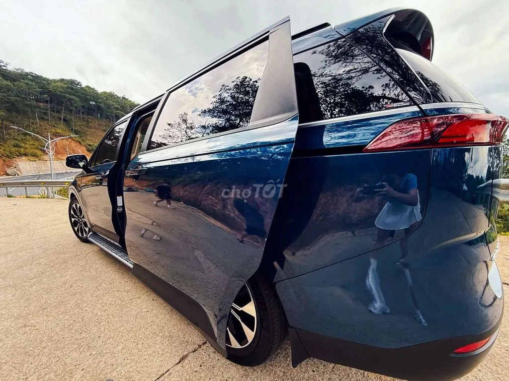 Kia Carnival 2022 photo 2