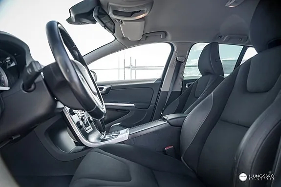 Volvo V60 2012 photo 3