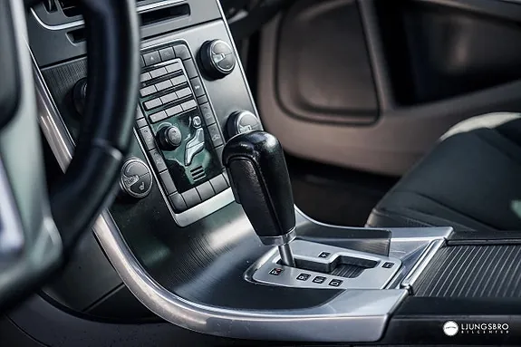 Volvo V60 2012 photo 5