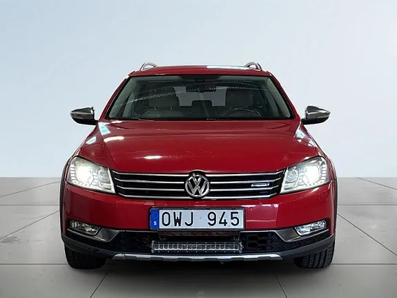 Volkswagen Passat Alltrack 2012 photo 2