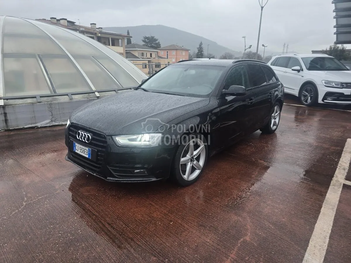 Audi A4 2012 photo 3