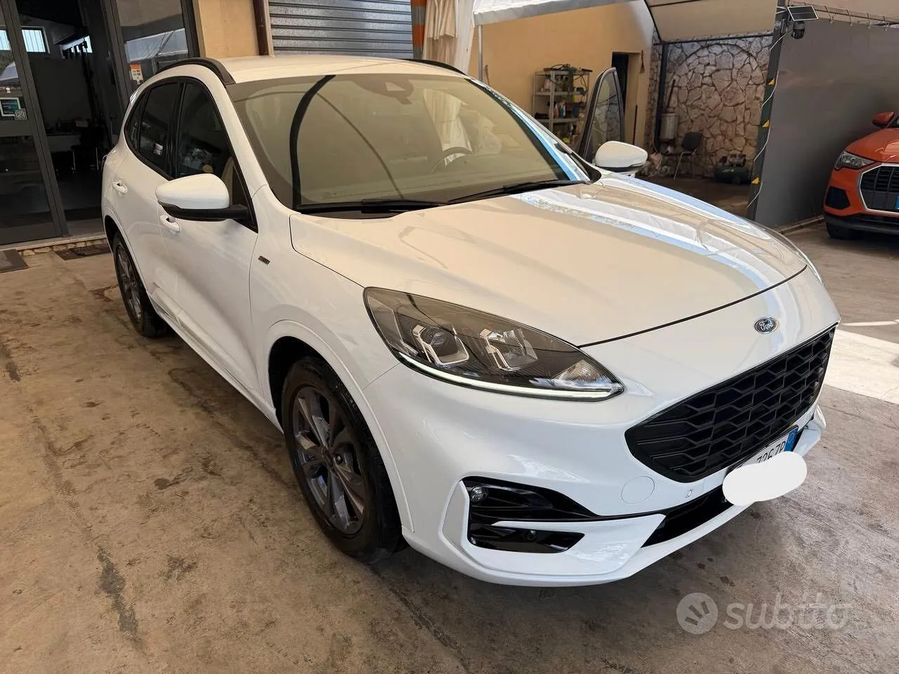 Ford Kuga 2022 photo 2