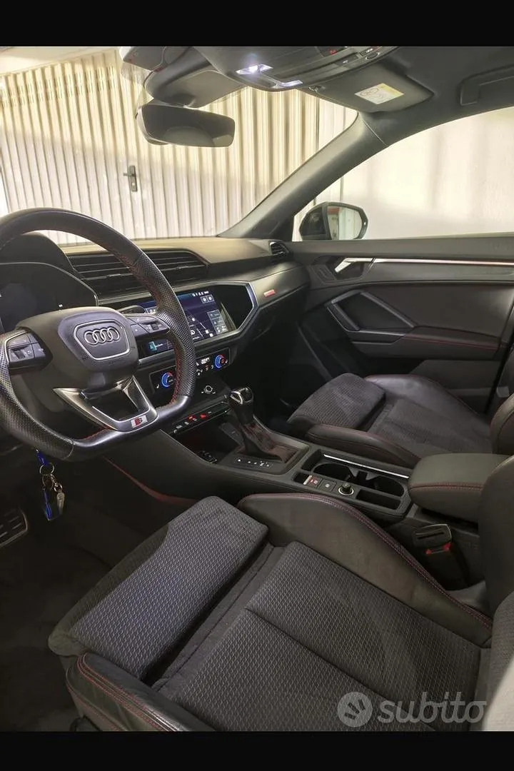 Audi Q3 2023 photo 3