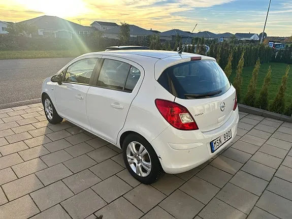 Opel Corsa 2012 photo 4