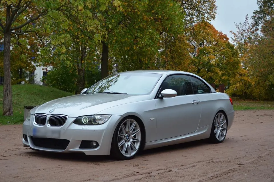 BMW 330I