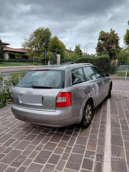 Audi A4 2002 photo 3