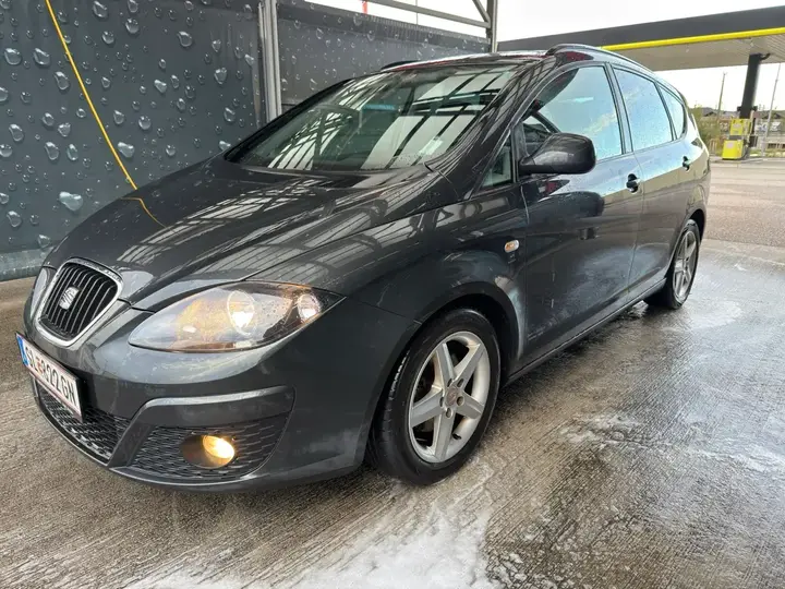 Seat Altea Xl 2010 photo 2