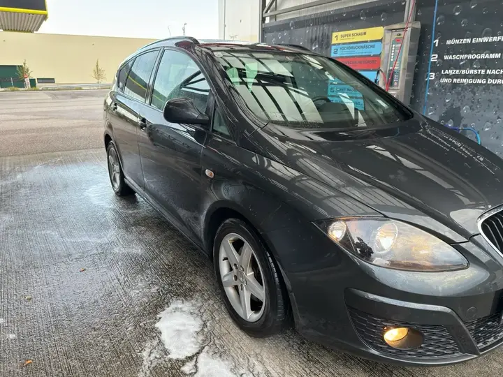 Seat Altea Xl 2010 photo 3