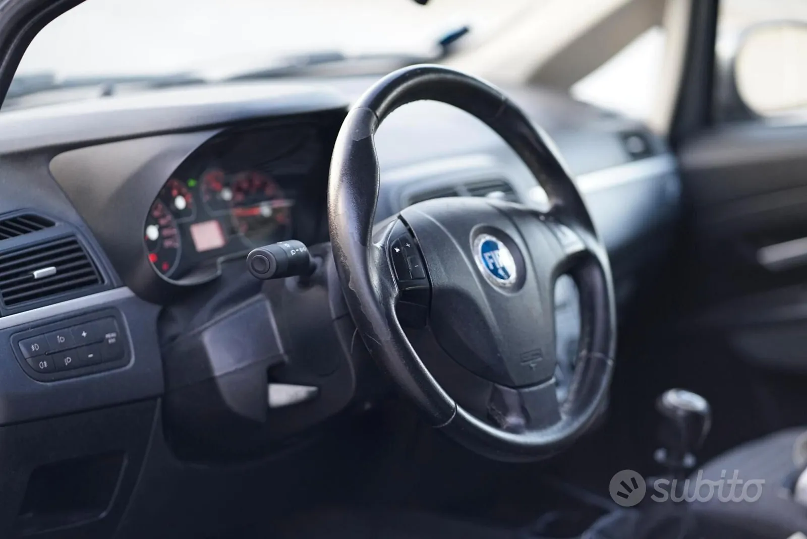 BMW 2 Series Gran Tourer 2021 photo 2