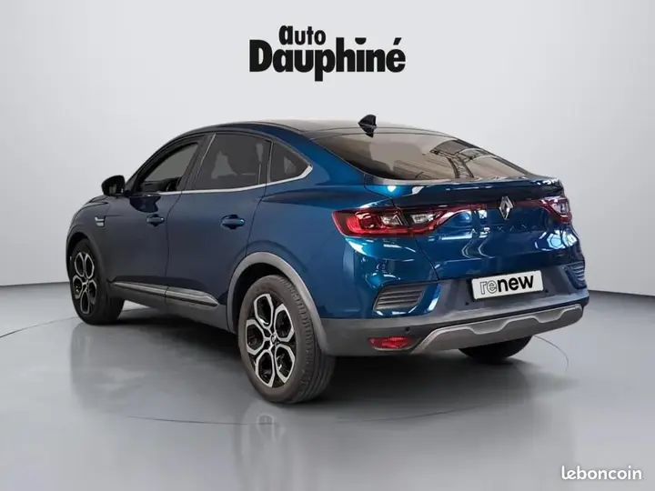 Renault Arkana 2023 photo 3