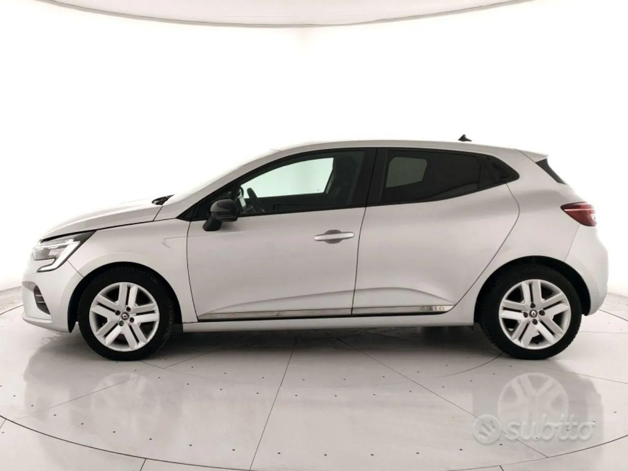 Renault Clio 2021 photo 2