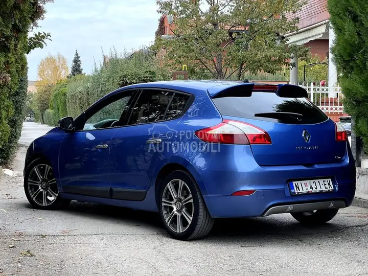 Renault Megane 2011 photo 3