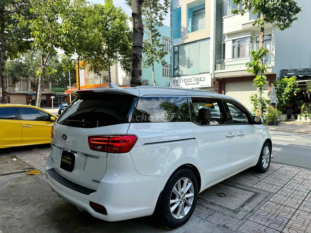 Kia Sedona 2018 photo 5