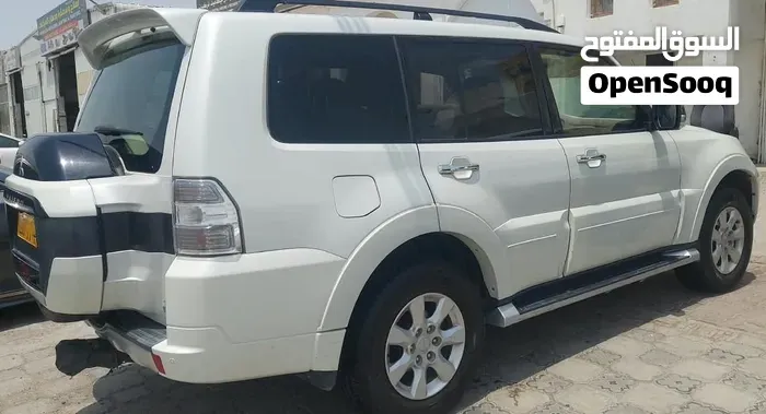Mitsubishi Pajero Gls 2014 photo 2