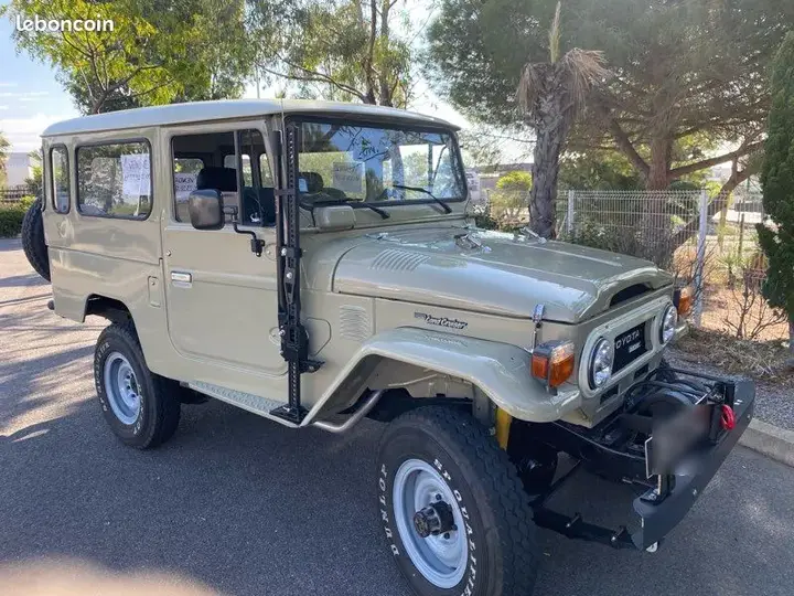 Toyota Land Cruiser