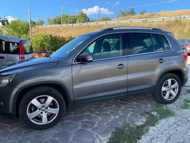 Volkswagen Tiguan 2008 photo 2