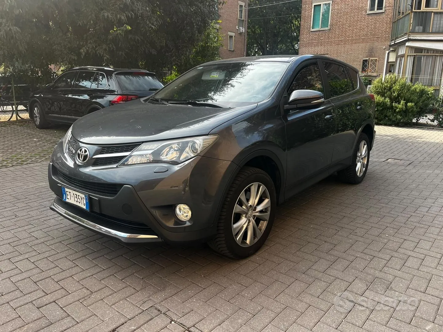 Toyota Rav4 2014 photo 2