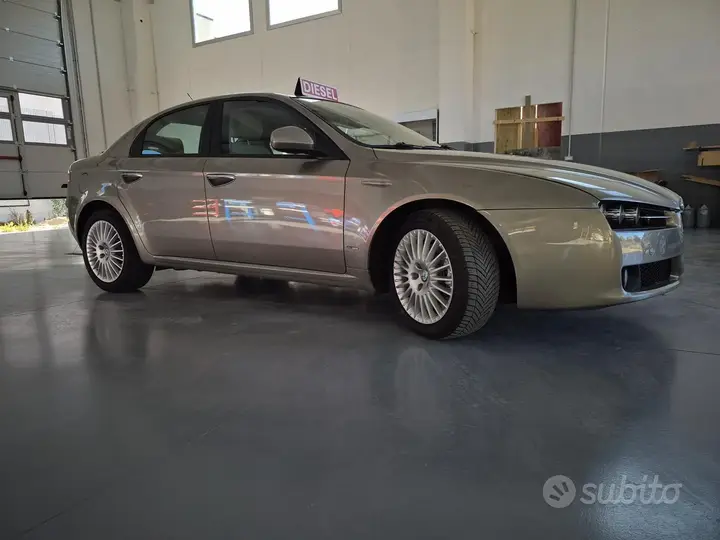 Alfa Romeo 159