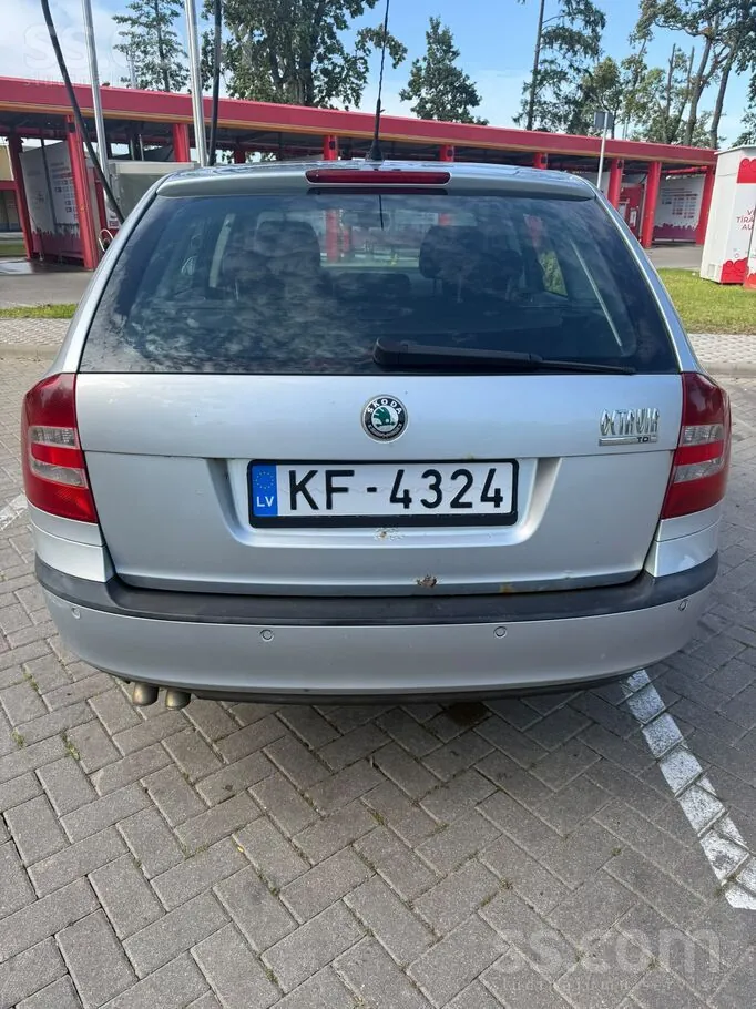 Skoda Octavia 2008 photo 3