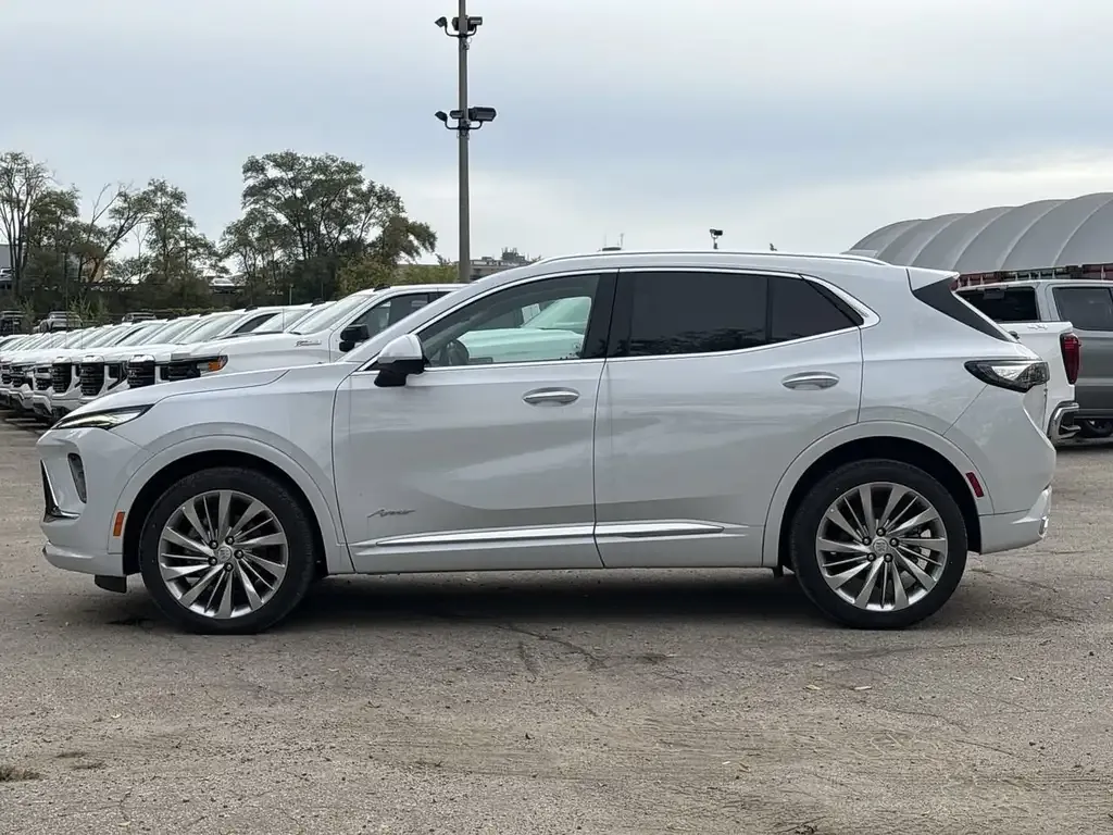 Buick Envision 2026 photo 5