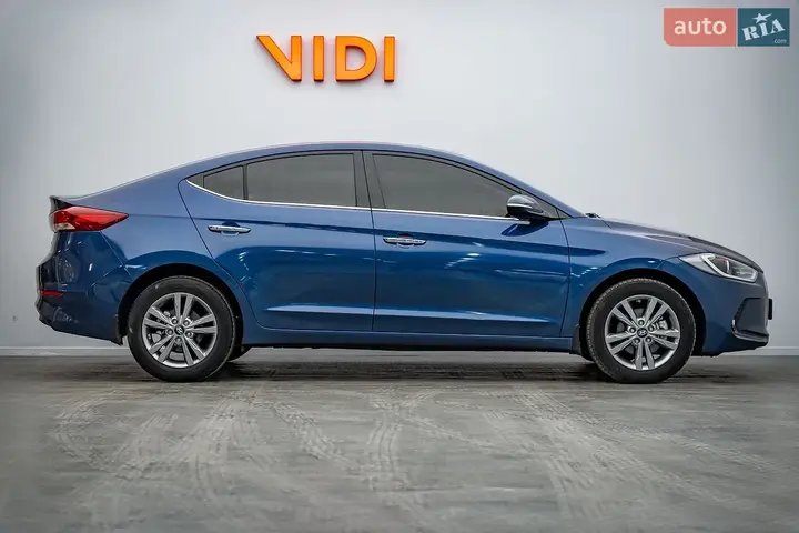 Hyundai Elantra 2017 photo 4
