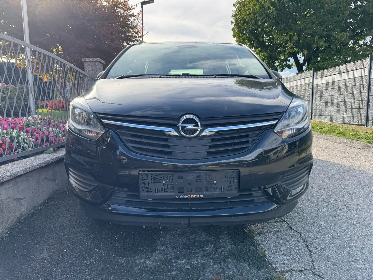 Opel Zafira Tourer 2019 photo 3