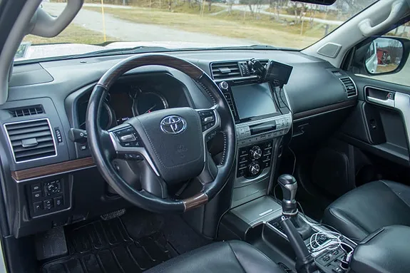 Toyota Land Cruiser 2019 photo 5