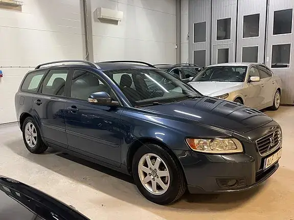 Volvo V50 2010 photo 3