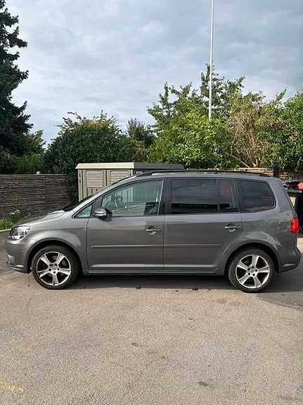 Volkswagen Touran 2014 photo 5