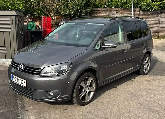 Volkswagen Touran 2014 photo 4