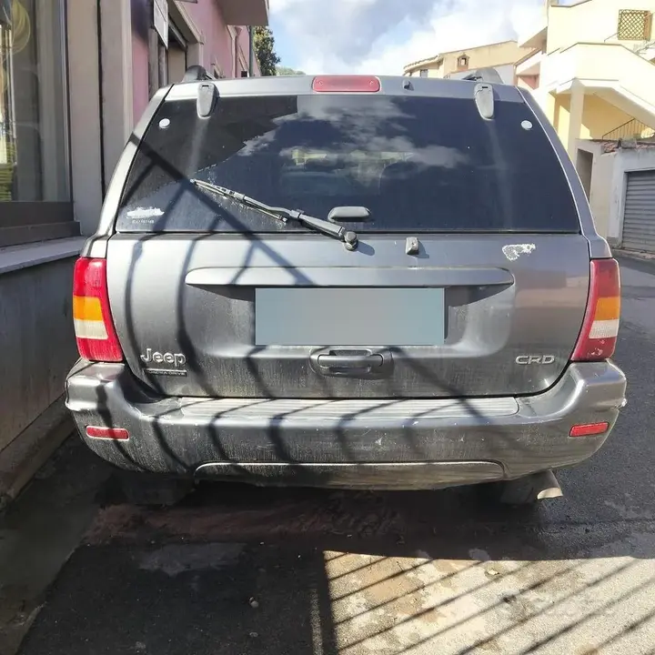 Jeep Grand Cherokee 2004 photo 2