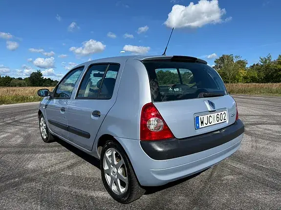 Renault Clio 2005 photo 3