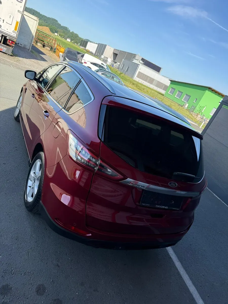 Ford S-Max 2016 photo 2