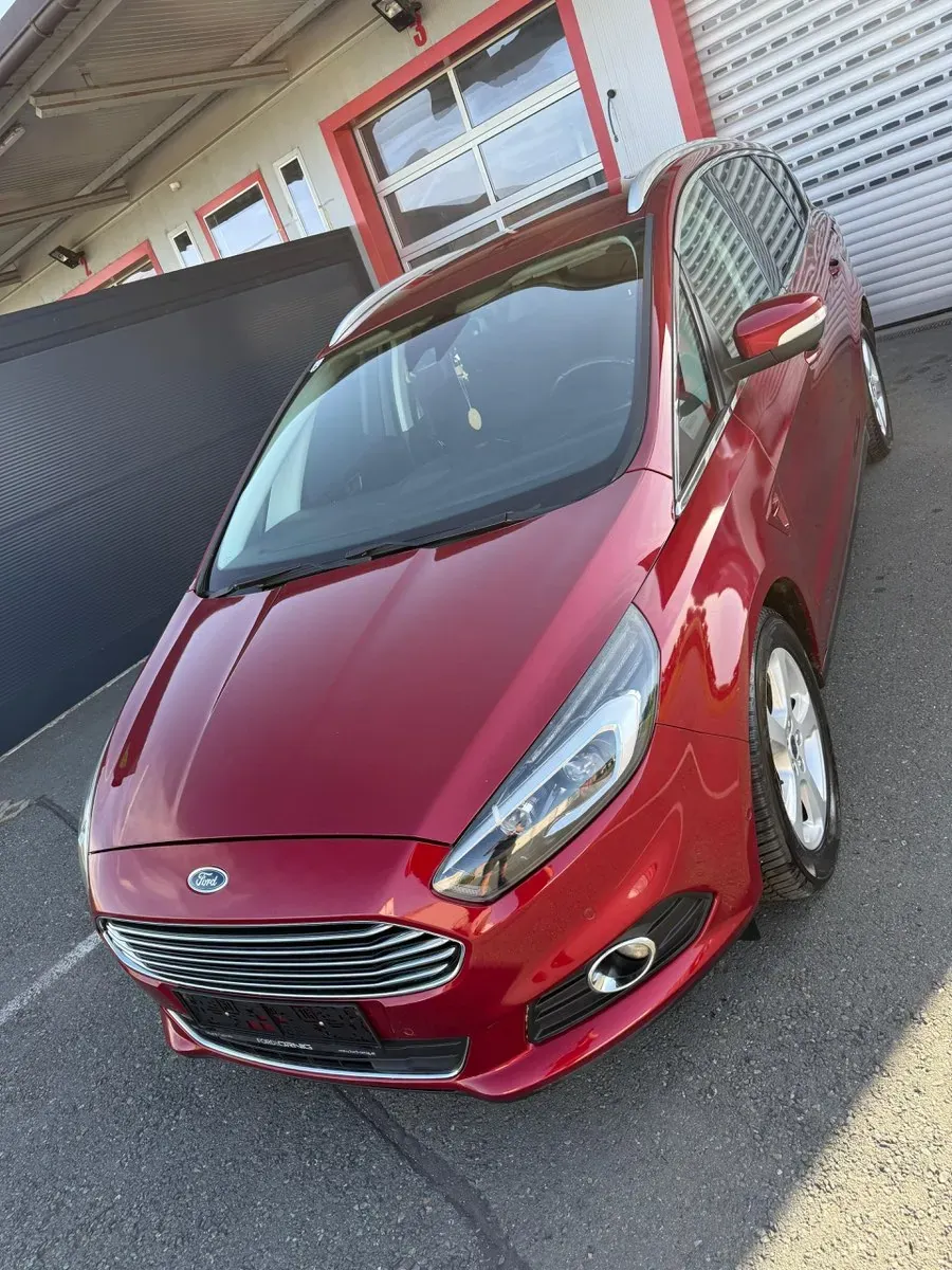 Ford S-Max
