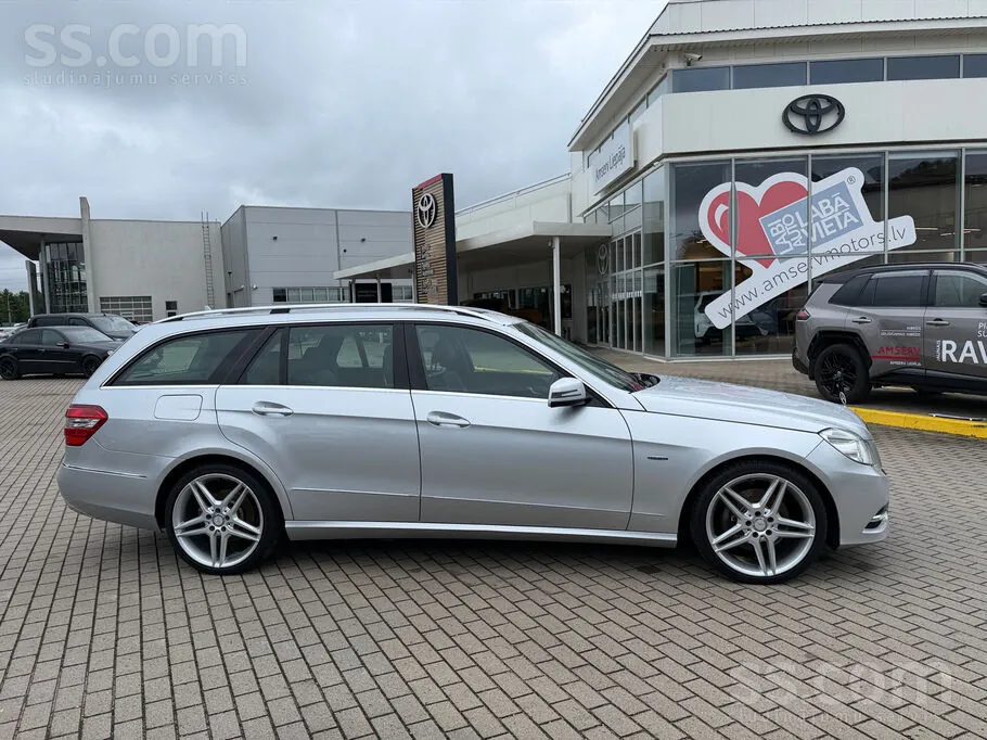 Mercedes-Benz E250 2011 photo 5